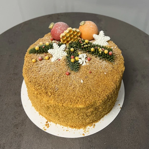 Торт медовик классический на новый год, 1-3 кг