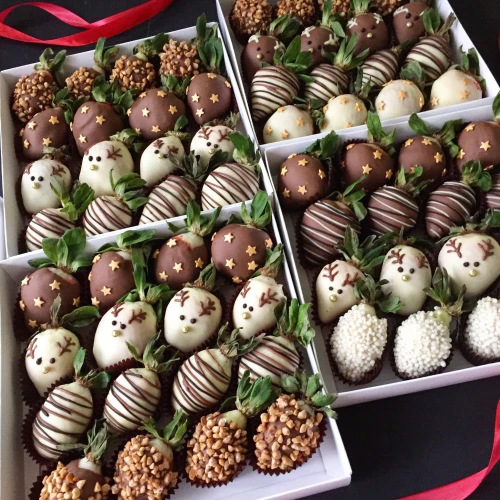 Набор клубники 16 шт #351