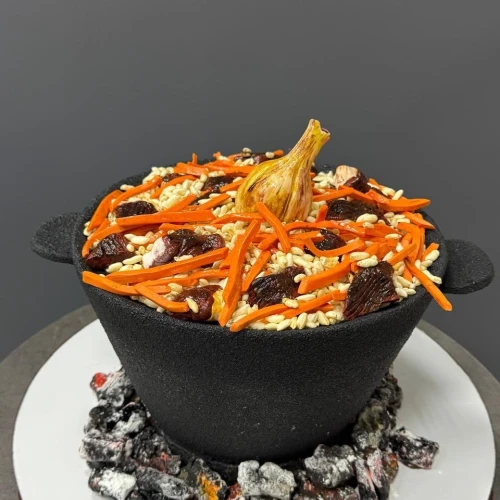 Торт 3D #2946 казан с пловом, мастика черный оранжевый 