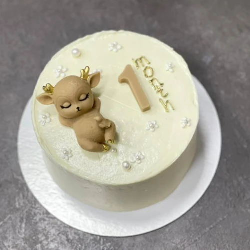 Бенто торт #2922 с фигуркой олененок 700г, белый