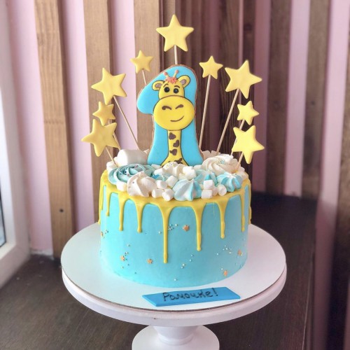 Торт на годик #681 с пряником цифра жираф и звезды, голубой