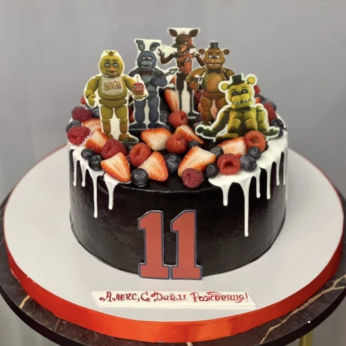 Торт для мальчиков #2890 аниматроники с ягодами, черный