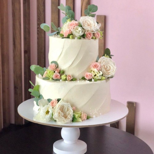 Торт свадебный #1013 с розами, белый