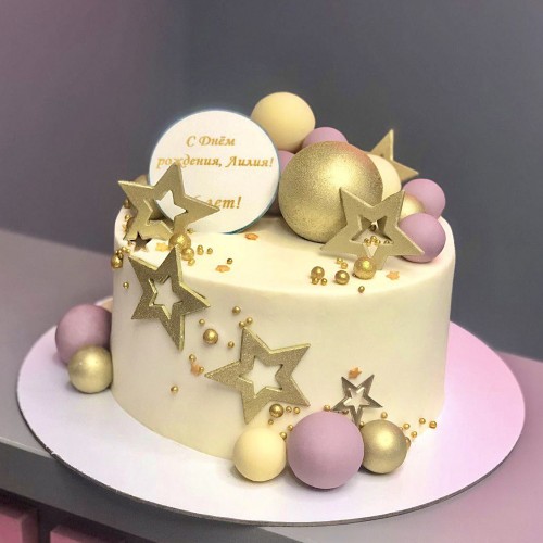 Торт для женщин #2336 с шоколадными шариками и звездами, белый